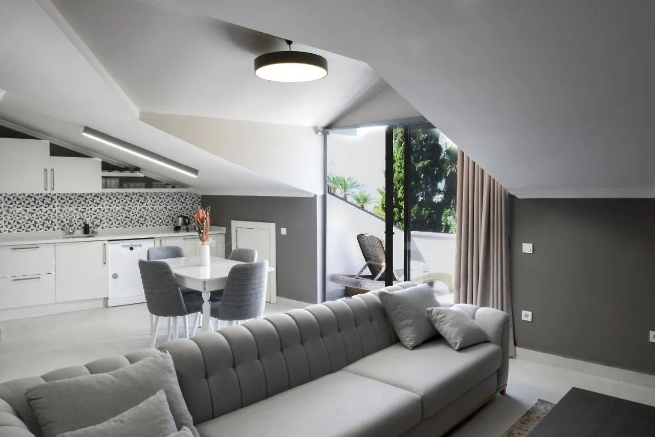 Pier21 House Aparthotel Fethiye