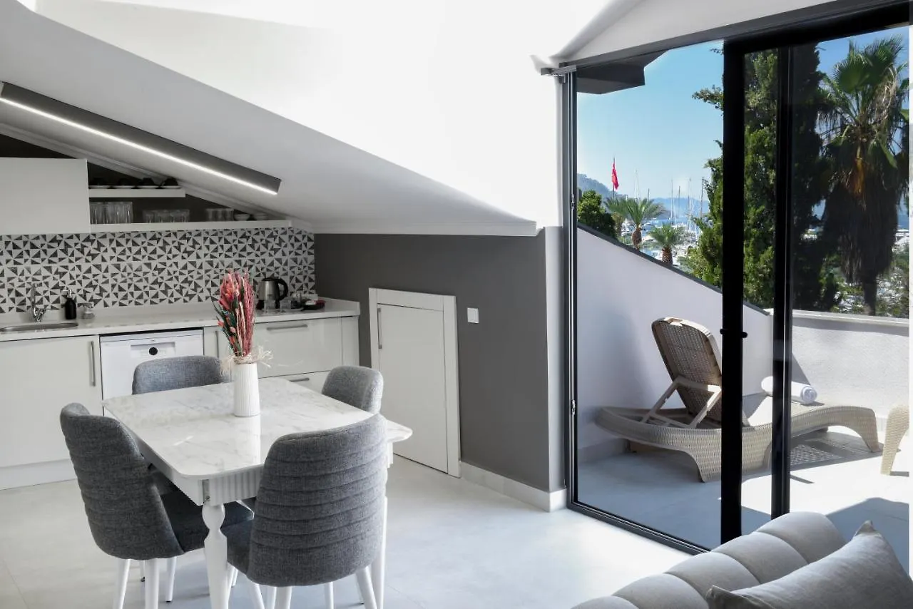 Pier21 House Aparthotel Fethiye