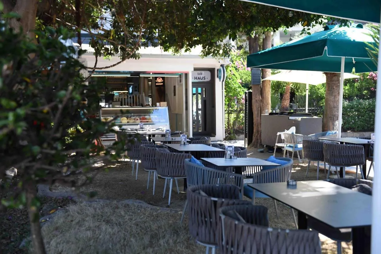 Pier21 House Aparthotel Fethiye